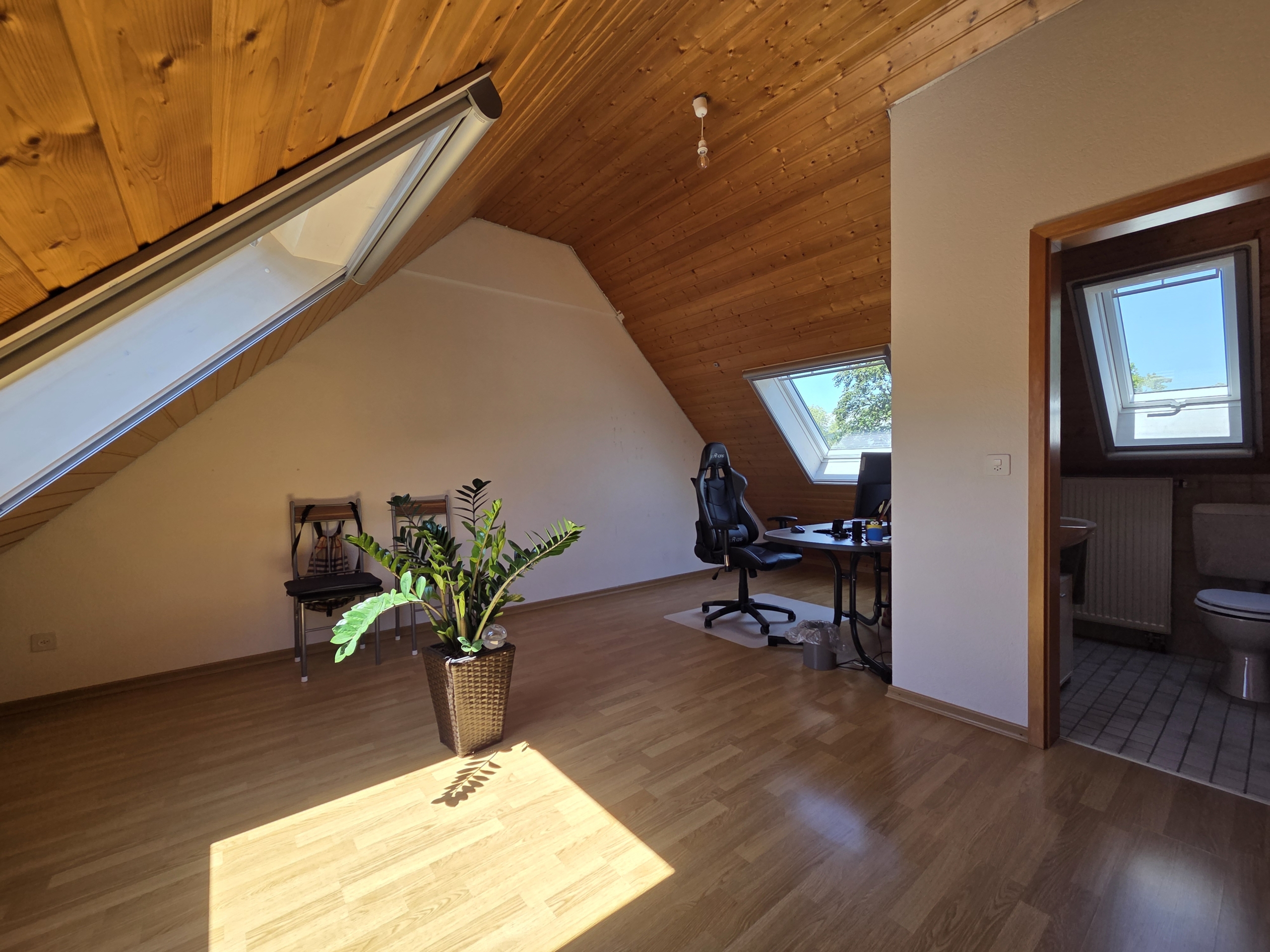 20260618_142326 4.5-Zimmer-Reihen-Einfamilienhaus
