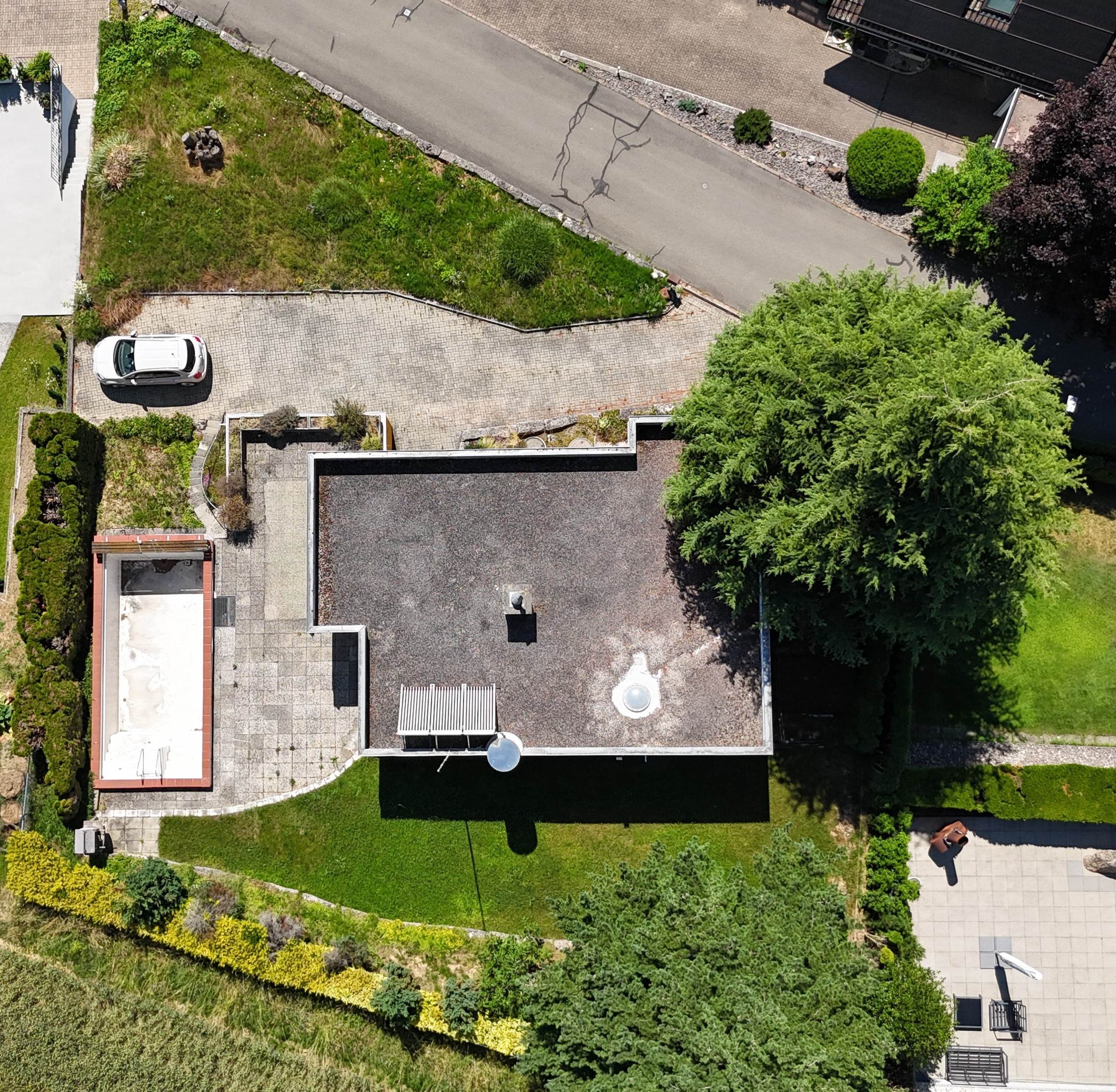 dji_fly_20260618_155010_0047_1781790925018_photo 5.5-Zimmer Einfamilienhaus